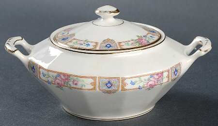 Plaza Sugar Bowl & Lid