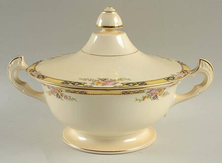 402E1 Round Covered Vegetable
