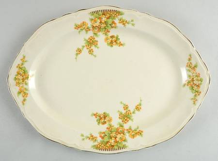 KNO121 15" Oval Serving Platter