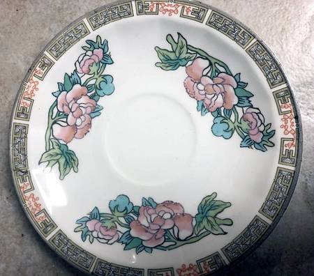 KNO175 Saucer