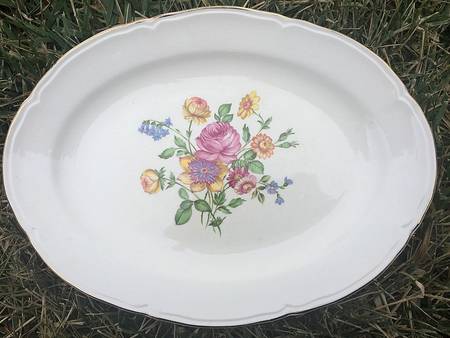 KNO191 13" Oval Serving Platter