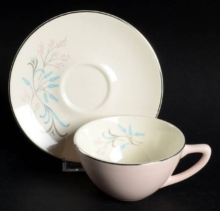 KNO195 Flat Cup & Saucer Set