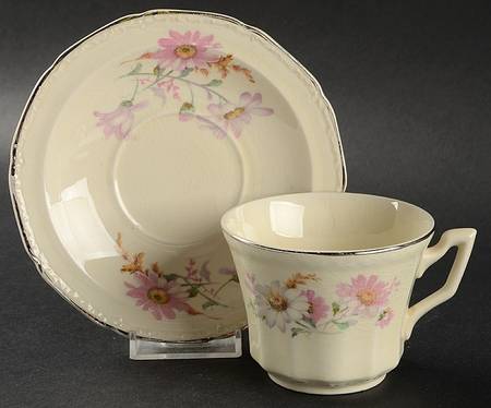 KNO20 Flat Cup & Saucer Set