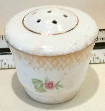 KNO288 Pepper Shaker