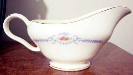 KNO4 Gravy Boat