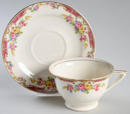 Lido Footed Cup & Saucer Set
