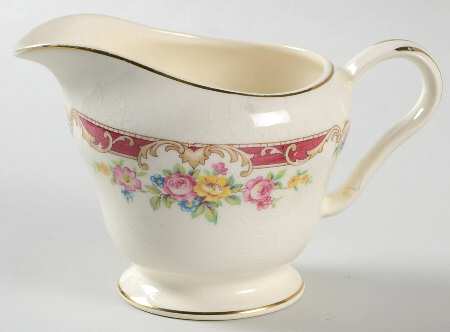 Lido Creamer