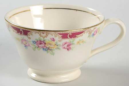 Lido Footed Cup