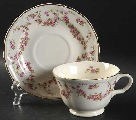 Lorraine Footed Cup & Saucer Set