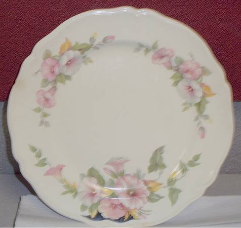 Morning Glory (Gold Trim) Dinner Plate