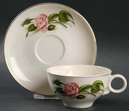 Moss Rose Flat Cup & Saucer Set
