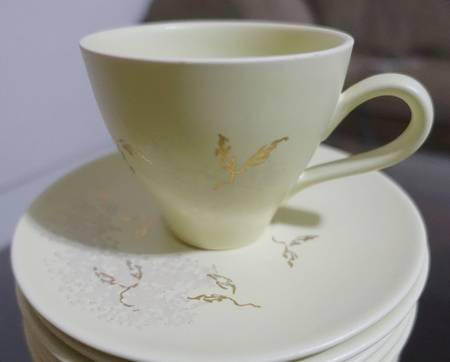 Seeds Flat Cup & Saucer Set