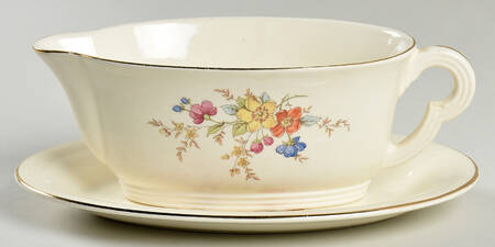 Wildrose Gravy Boat & Underplate
