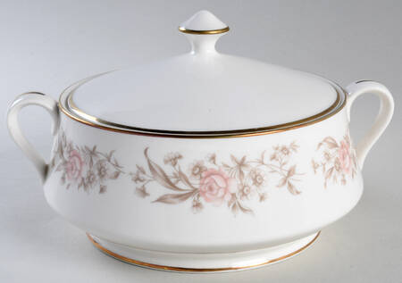 Ivory Rose (USA) Round Covered Vegetable