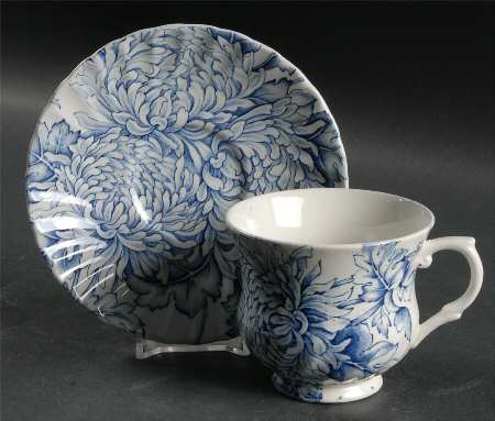 Chrysanthemum Blue Footed Cup & Saucer Set