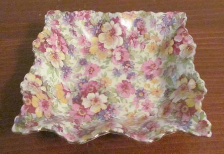 Dubarry (Old, No Globe Backstamp) Sweet Meat Dish 4"