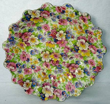 Dubarry (Old, No Globe Backstamp) 7" Round Shell Tray