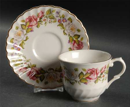 Harmony Rose Flat Cup & Saucer Set