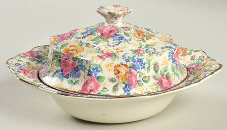 Rosalynde (Old, No Globe Stamp) Round Covered Butter