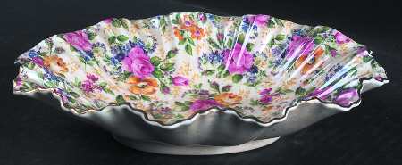 Rosalynde (Old, No Globe Stamp) 8" Oval Shell Tray