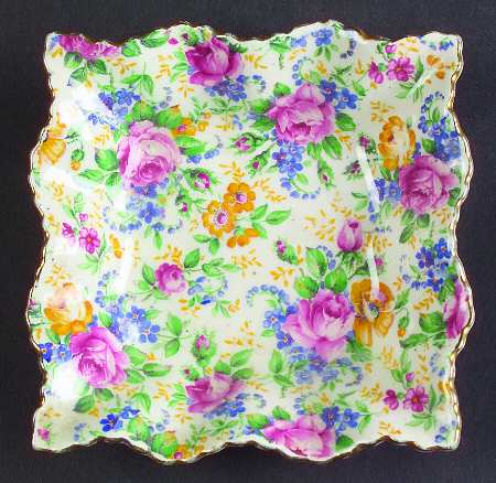 Rosalynde (Old, No Globe Stamp) Nut Dish