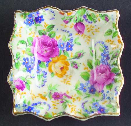 Rosalynde (Old, No Globe Stamp) Individual Nut Dish