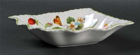 Strawberry (Green Trim, Butterflies) Nut Dish