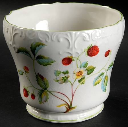 Strawberry (Green Trim, Butterflies) Cachepot