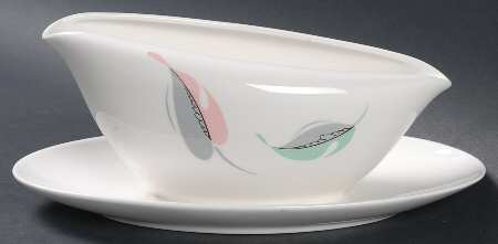 Fairwin Gravy Boat with Attached Underplate