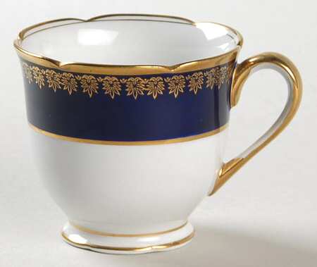 KOK1 Footed Demitasse Cup