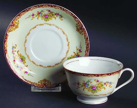 Dudley Footed Cup & Saucer Set by Kongo