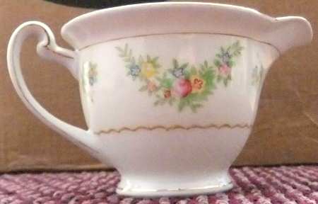 KON15 Creamer