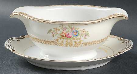 KON17 Gravy Boat with Attached Underplate