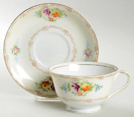 KON19 Footed Cup & Saucer Set by Kongo