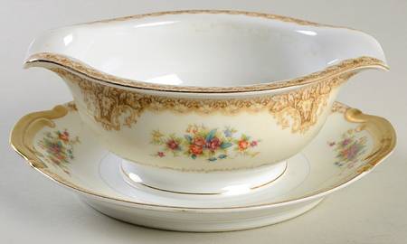 KON30 Gravy Boat with Attached Underplate