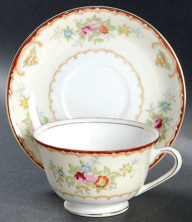 KON31 Footed Cup & Saucer Set by Kongo