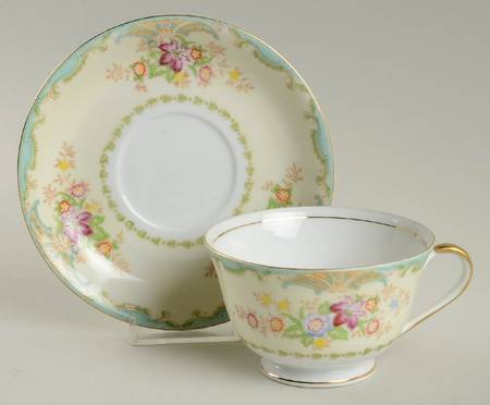 KON50 Footed Cup & Saucer Set