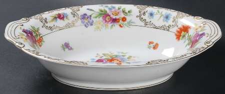 Romance 10" Oval Vegetable Bowl