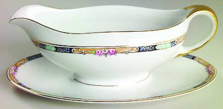 27044-4576 Gravy Boat with Attached Underplate