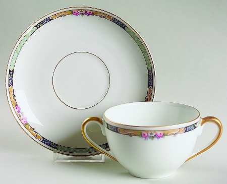 27044-4576 Flat Bouillon Cup & Saucer