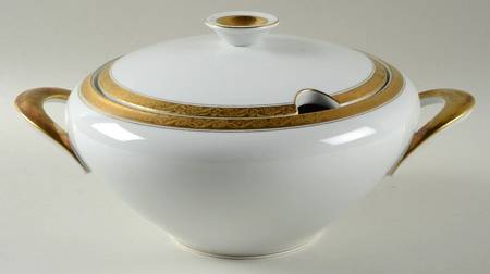 404 Tureen &  Lid