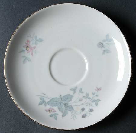 629 (White Background) Saucer