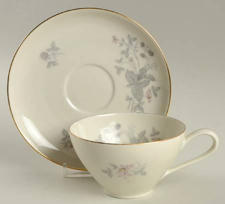 629 (Cream Background) Flat Cup & Saucer Set