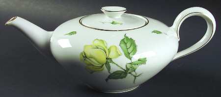 674 Teapot & Lid