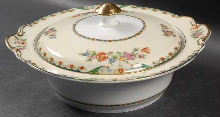 Kingsly Round Covered Vegetable