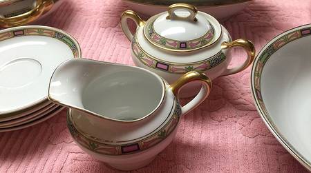 4661 Creamer