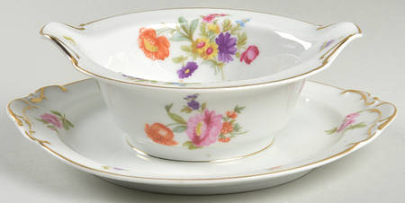KPM2 Gravy Boat with Attached Underplate