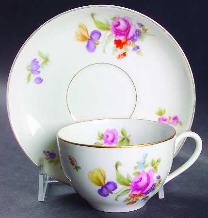 KPM2 Flat Cup & Saucer Set by KPM
