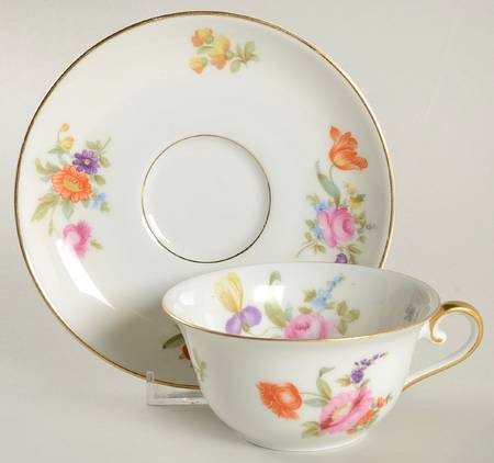 KPM2 Flat Cup & Saucer Set