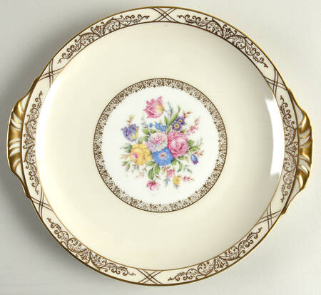 KPM23 Handled Cake Plate